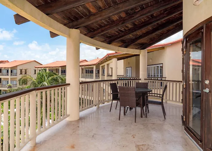 Holiday home Residences At Barrier Reef 8c Oceanview 2 Bedroom By Floreo