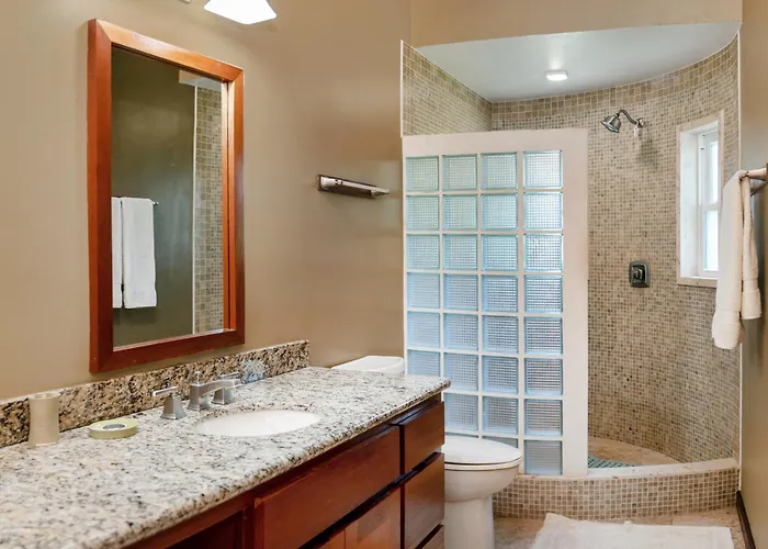 Residences At Barrier Reef 8c Oceanview 2 Bedroom By Floreo *
